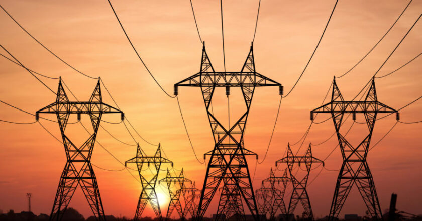 Decreto Nacional: emergencia energética y revisión de las tarifas de luz