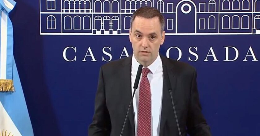 Analizan descontar el día a los trabajadores estatales que participen de la marcha del 24 de Enero