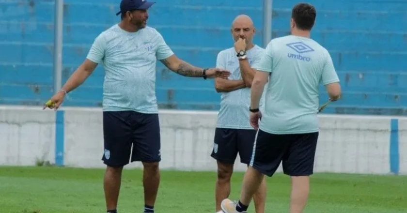Atlético Tucumán va por su primera victoria ante Riestra