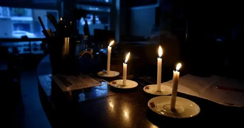 Los tucumanos estallaron de furia contra EDET por los cortes de servicio
