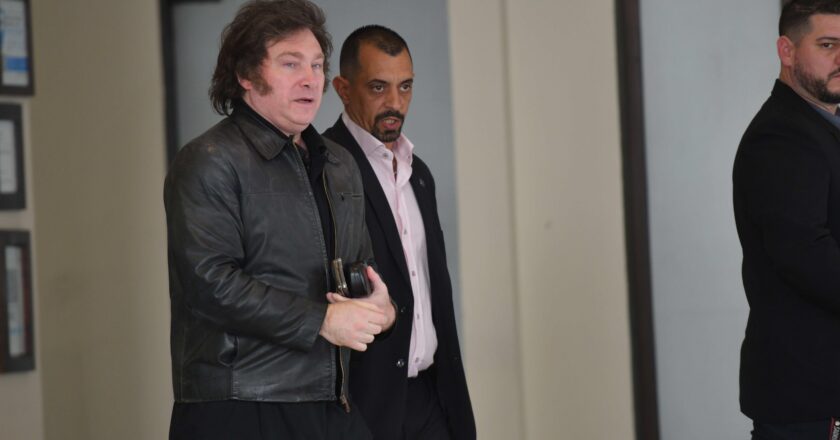 La TV Pública, Radio Nacional y el Conicet, los próximos objetivos a eliminar por parte de Javier Milei