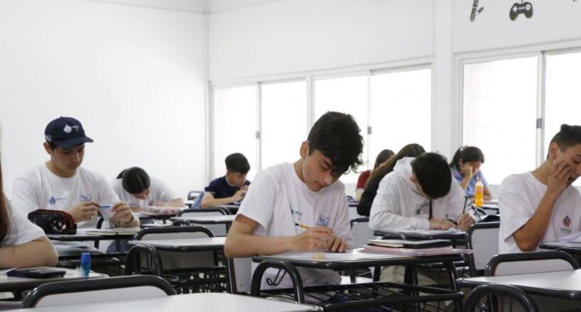 Empiezan las clases en Tucumán mientras en casi todo el país hay paro