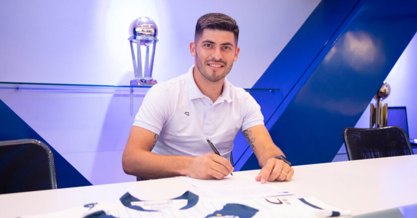 Según medios nacionales uno de los jugadores de Velez huyó a Paraguay