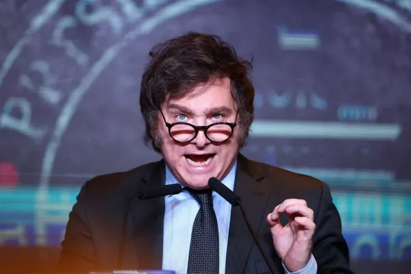Milei apuntó duramente contra un medio tucumano: “Dejen de mentir”