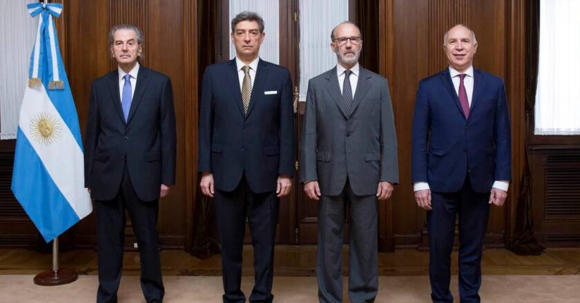 La Corte Suprema rechazó dos planteos contra el mega DNU de Milei