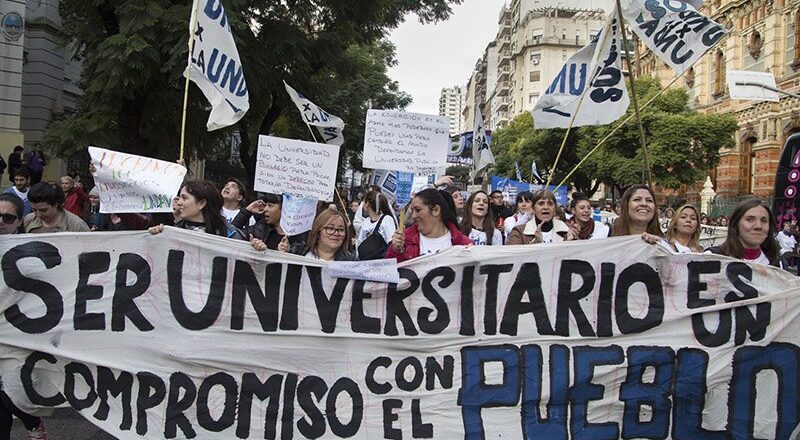 La CGT se suma a la marcha universitaria en contra del ajuste del Gobierno