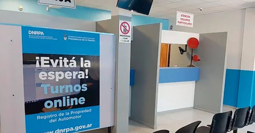 Paro total por tiempo indeterminado en los Registros de la Propiedad Automotor