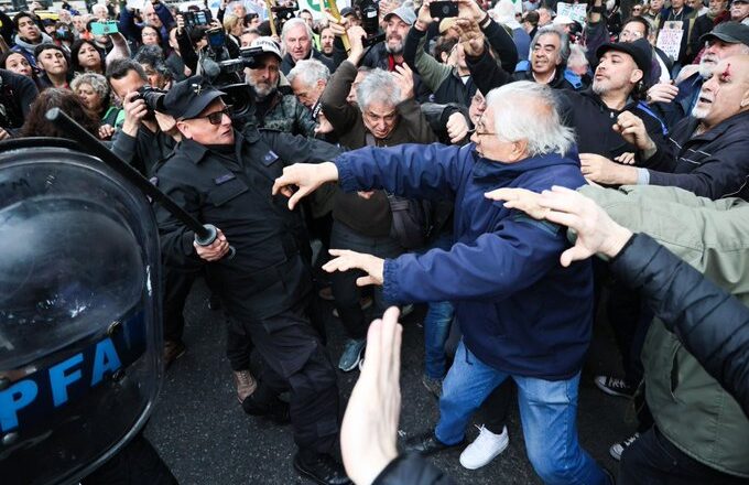 La CGT y los movimientos sociales se sumarán el miércoles a la marcha de los jubilados frente al Congreso