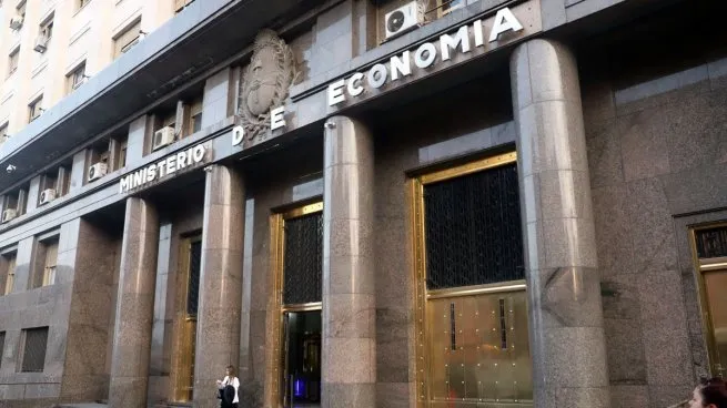 En solo un mes, la deuda pública aumentó u$s6.318 millones