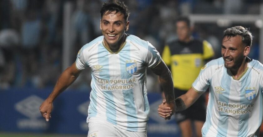 Atlético Tucumán le ganó 1 a 0 a Lanús en el estadio José Fierro