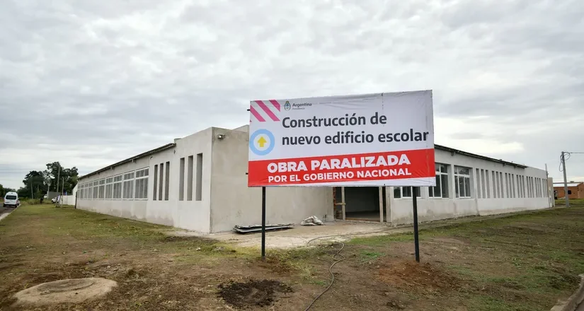 El Estado recortó en el año 8 de cada 10 pesos de la inversión en obra pública de las provincias