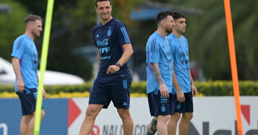 La Selección Argentina se entrena por última vez antes de viajar a Paraguay