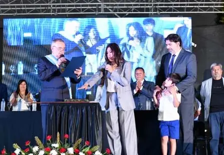 Jaldo le tomó juramento a Gabriela Rodríguez como nueva intendenta de La Cocha