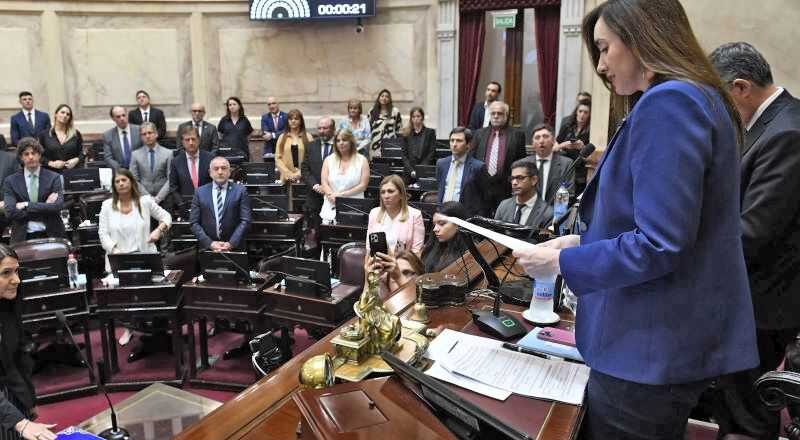Ya rige el aumento a los Senadores, y cobrarán $ 9,5 millones por mes