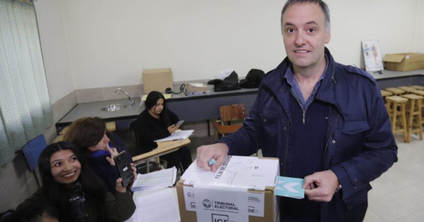 Poca gente fue a votar y ganó LLA