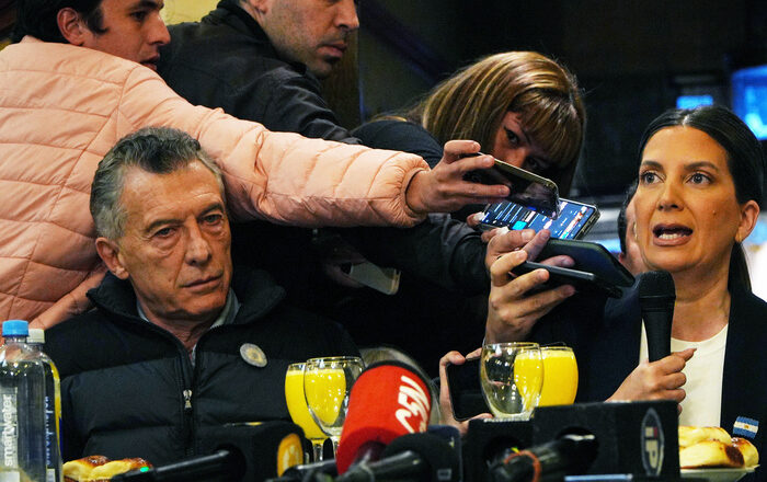 Corre, Macri, corre