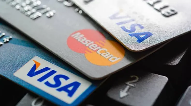 Cada vez son más los argentinos que no pueden pagar la tarjeta de crédito