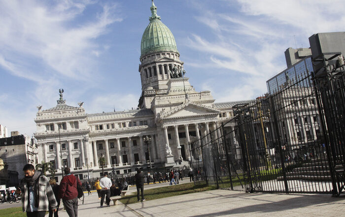 Tras la sesión en Diputados, el Senado debate más frenos al ajuste de Milei