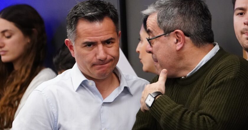 De esta no se $Libra