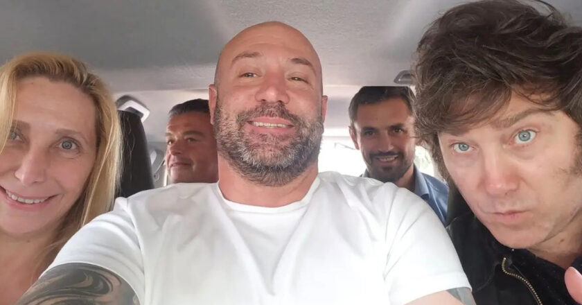 Se van de paseo, algo huele feo
