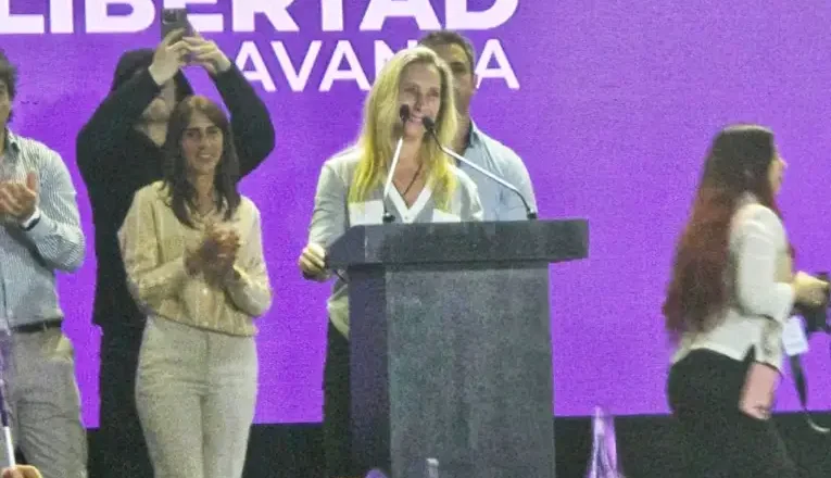 Karina en Tucumán: sin palabras