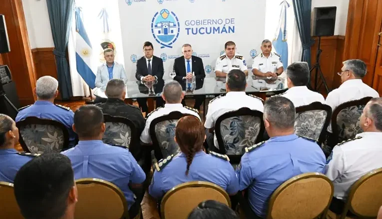 Escándalo en El Cadillal: Jaldo se reunió con la cúpula policial