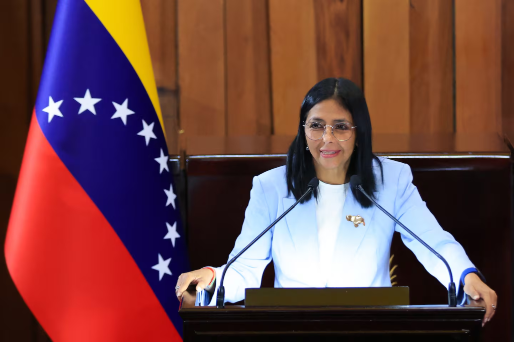 Delcy Rodríguez anuncia ley de amnistía y propone cerrar la emblemática cárcel del Helicoide