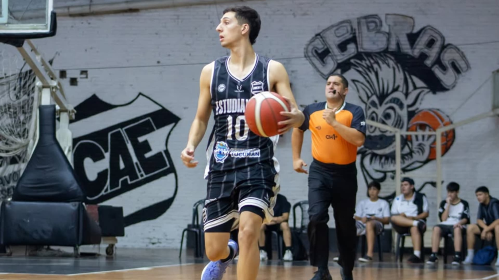 Básquet: Estudiantes no pudo con la solidez cordobesa y perdió como local