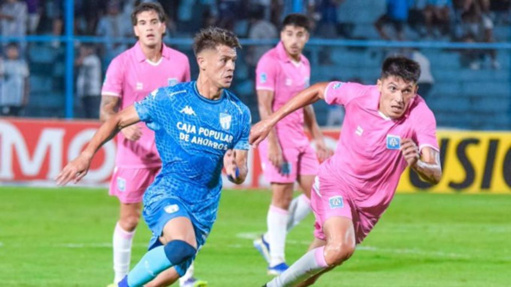 El Decano volvió a sonreír: aplastó 4-0 a Estudiantes de Río Cuarto