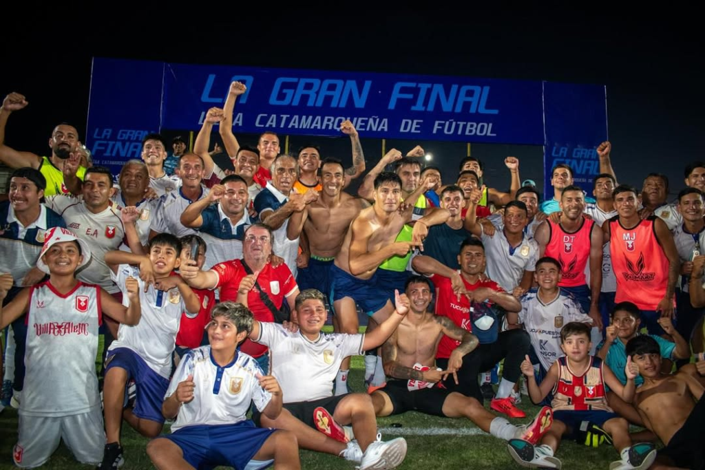 Tucumán Central hizo historia: ascendió al Federal A con una final de película