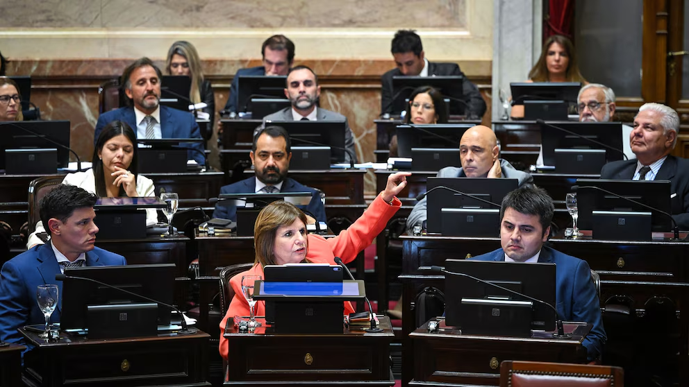 Reforma laboral: el Gobierno corrige un error y vuelve a tensar la discusión en el Congreso