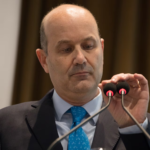 Polémica en el Gobierno: el ministro de Desregulación alquila oficinas de lujo con fondos públicos