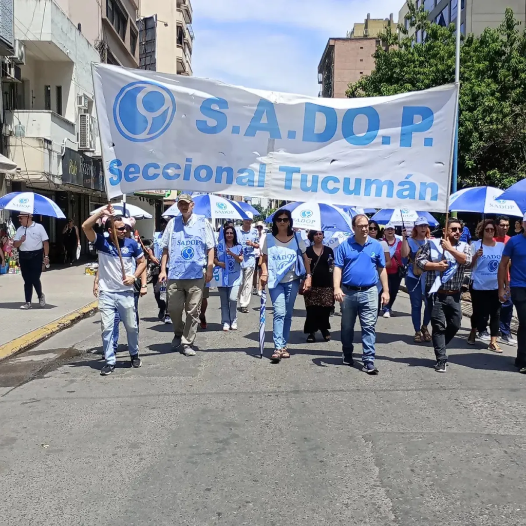 Paro de docentes privados: incertidumbre por el inicio de clases en colegios