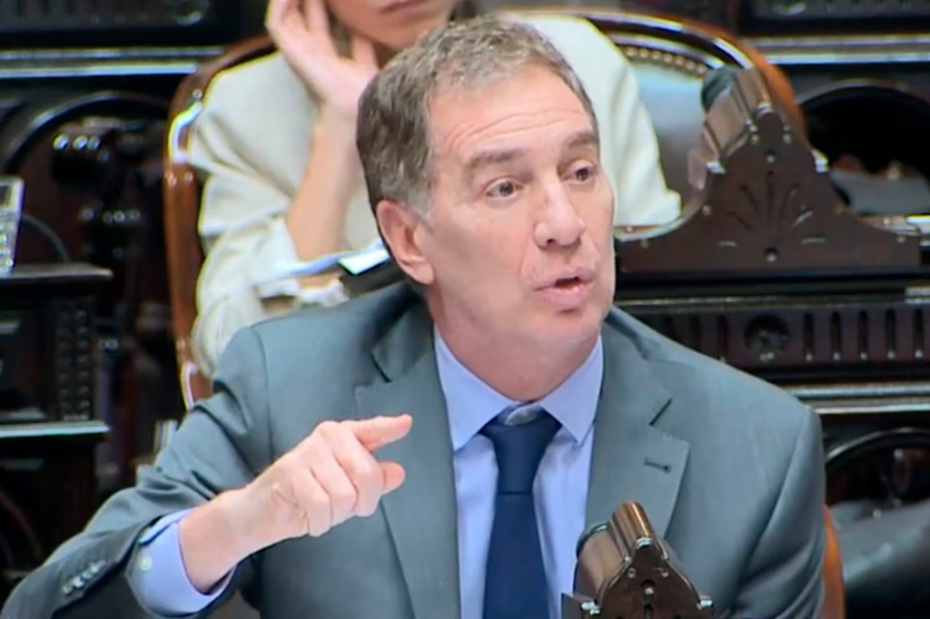 Santilli apuesta a una media sanción en el Senado para la reforma laboral