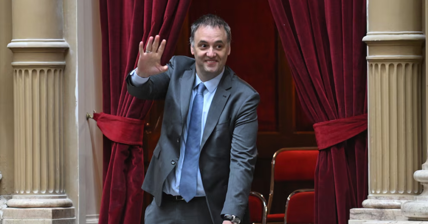 El Gobierno delega en Manuel Adorni la negociación para que la Justicia laboral pase a CABA